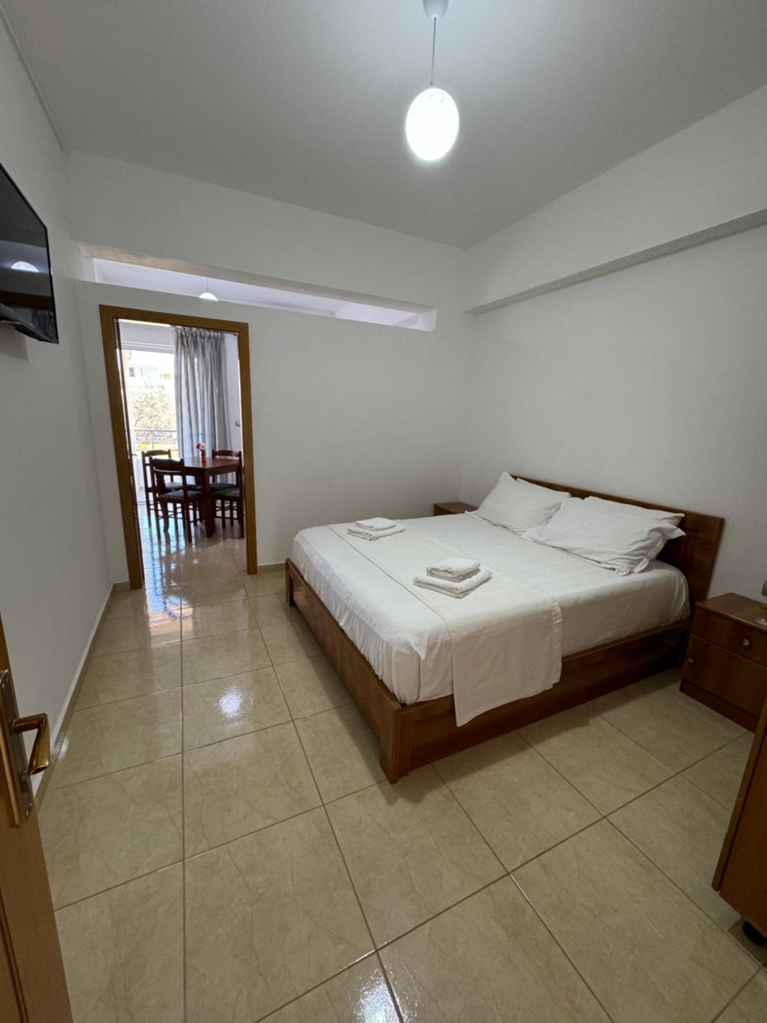 Aleksander Apartments Ksamil Exteriör bild